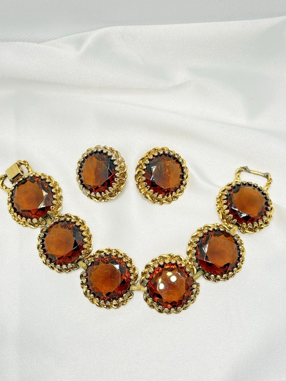 Vintage Mid Century Root Beer Amber Glass Statement Bracelet Clip On Earrings 7"